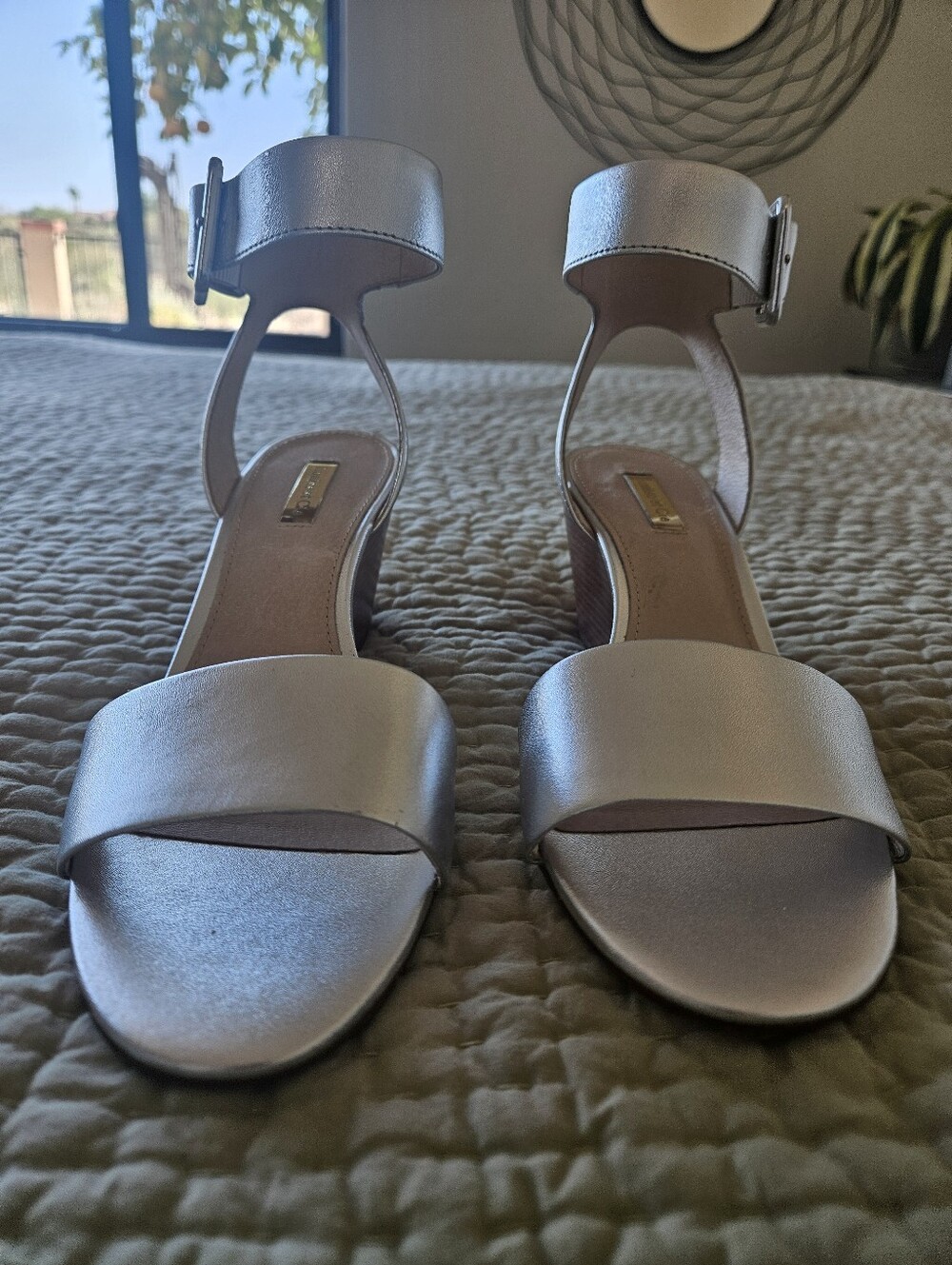 Louise et Cie Silver Metallic Wedge Sandals - Picture 2 of 5